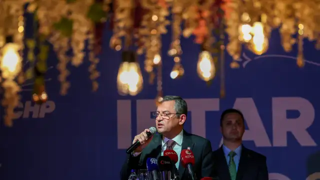 Özgür Özel'den Ordu'da net mesaj: "Fırsatçılara ve yalancılara itimat etmeyin"