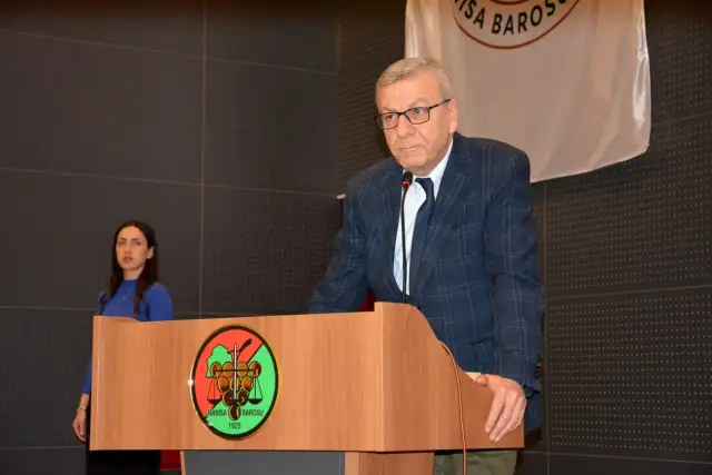 Türkiye'de kişi başı yıllık sağlık başvurusu 20 yılda 4 kat arttı!