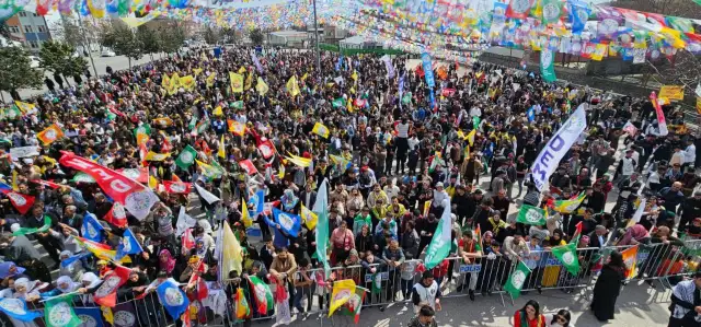 Newroz, Gaziantep'te şölene dönüştü