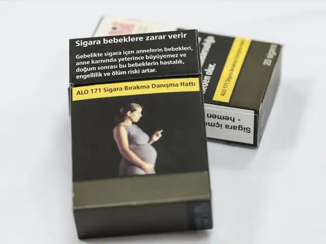 Sigara paketlerinde yeni devir! Beyaz renkte yazılacak