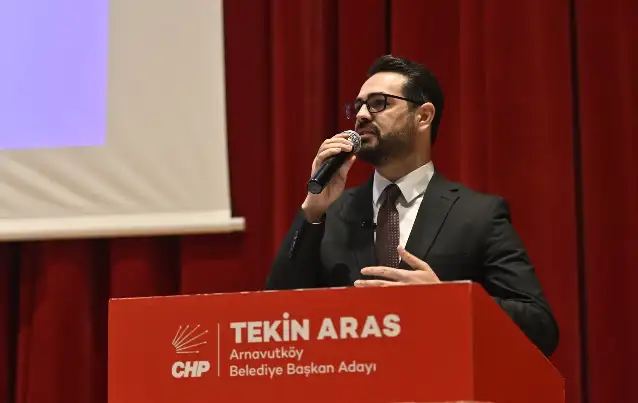 PORTRE | CHP’nin Arnavutköy adayı eski imam Tekin Aras'ın sloganı: Bir oy imama, bir oy İmamoğlu'na
