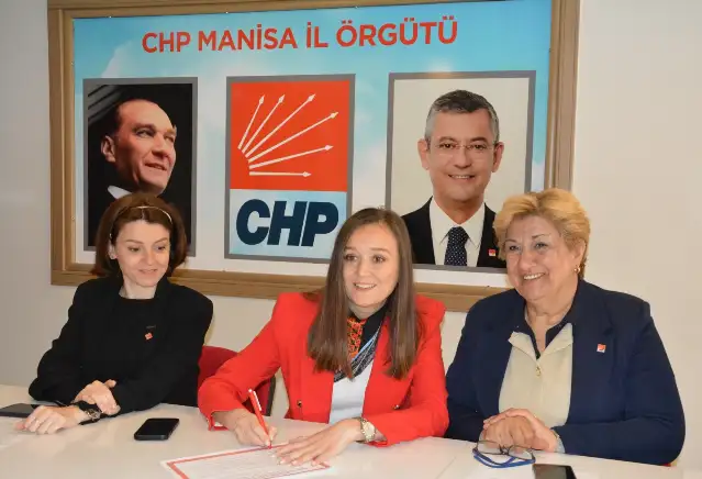 CHP Şehzadeler Adayı Gülşah Durbay 'Eşitlik Politika Belgesi'ni imzaladı