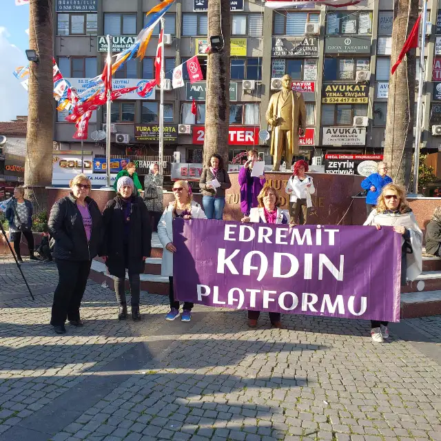Edremit Kadın Platformu: Buradayız, bir aradayız
