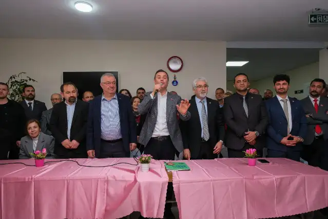 Mehmet Ertaş ve Ahmet Akın Alevi derneklerini  ziyaret etti
