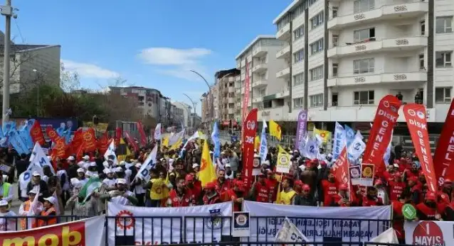 Van'da düzenlenecek 1 Mayıs bölge mitingine çağrı