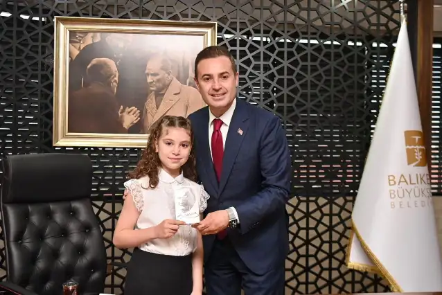 Balıkesir'de 23 Nisan Coşkusu: Minik başkanların büyük talepleri!