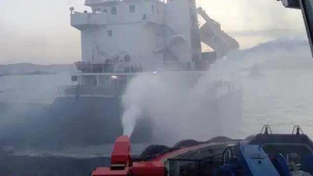 Çanakkale Boğazı'nda kuru yük gemisinde yangın: 1 yaralı