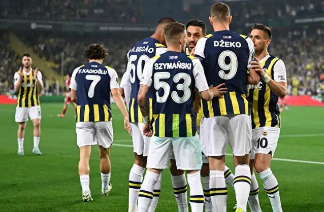 Kadıköy’de futbolcular yeşile boyandı nedeni ortaya çıktı!