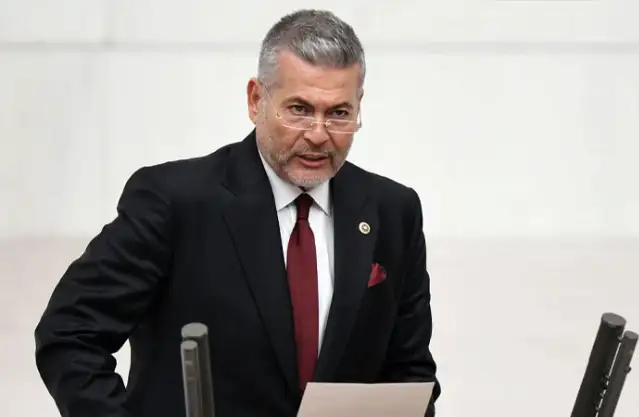 MHP’li vekilden Gazeteci İsmail Arı’ya dava
