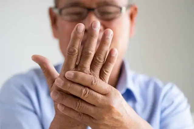 Araştırma: Parkinson hastalığı, akıllı saatler sayesinde 7 yıl önceden teşhis edilebilir