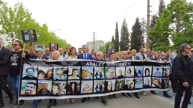 Özgür Özel Çorlu'da konuştu: Hukuksuz kararlar alanların peşini bırakmam