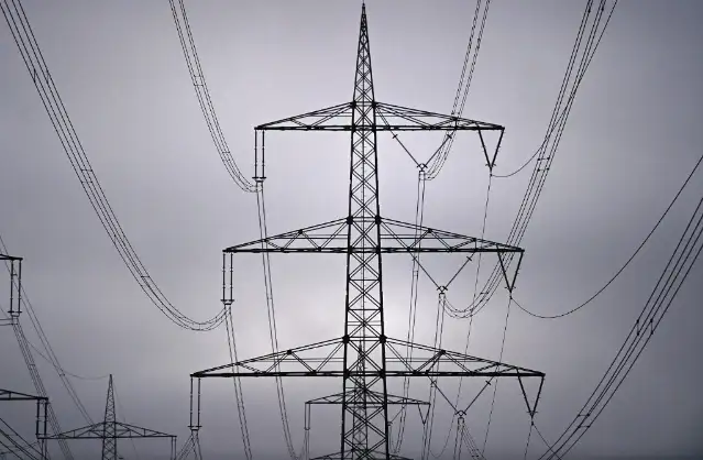 İran'da enerji krizi: Kamu kurumlarına tatil kararı
