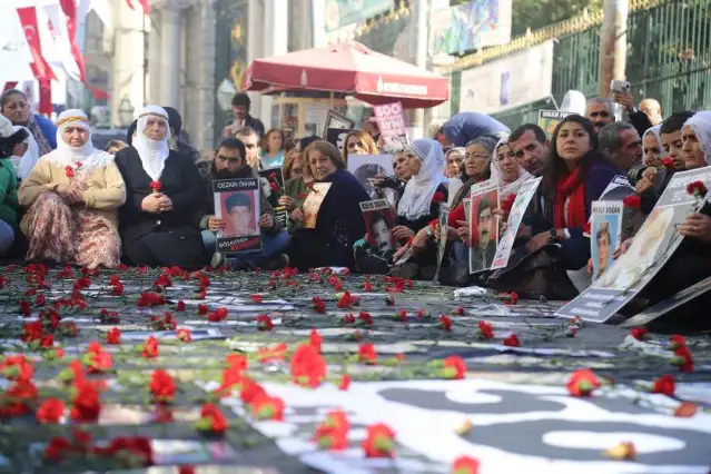 Cumartesi Anneleri’nin 1000. hafta eylemine destek