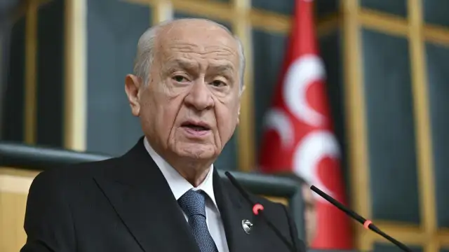 Devlet Bahçeli'nin "Türkiye Milleti" sözleri yazılı olarak düzeltildi