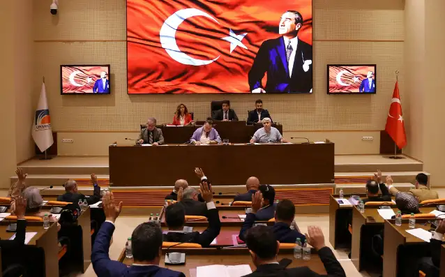 Çekmeköy Belediyesi'nde TÜGVA ve ENSAR Vakfı ile protokoller iptal edildi