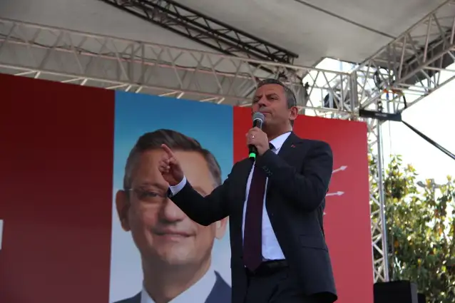 CHP'den eğitim mitinginde "Aydınlık yarınları birlikte kuracağız" mesajı