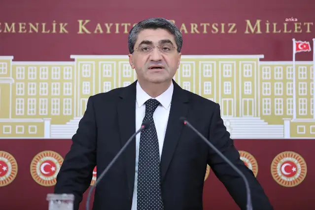 DEVA Parti'li Ekmen'den 20 bin öğretmen atamasına tepki: Tam bir hayal kırıklığı
