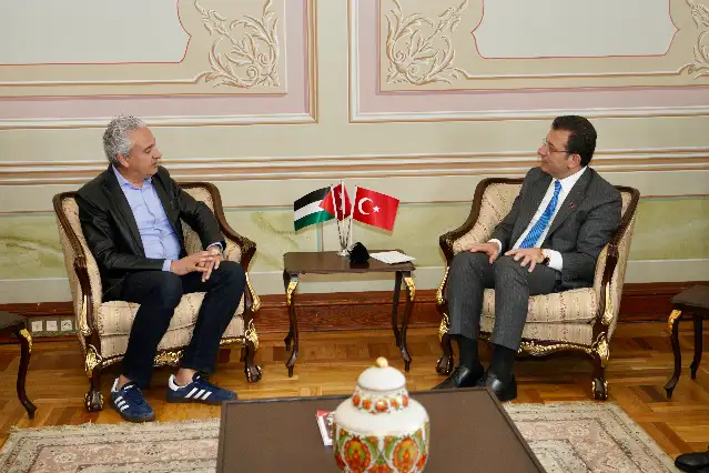 İmamoğlu, Ramallah Belediye Başkanı Kassis'i Beyaz Köşk'te konuk etti