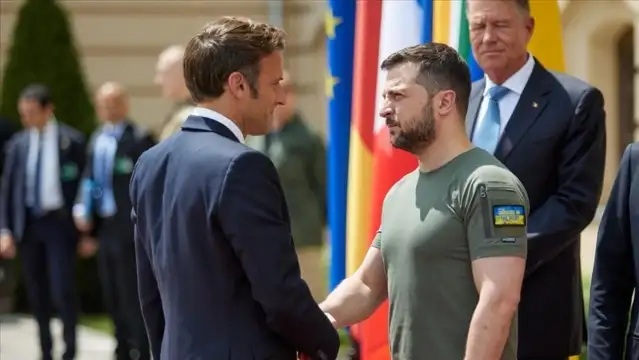 Macron'dan Ukrayna'da hava, deniz ve enerji altyapılarını kapsayan bir aylık ateşkes önerisi