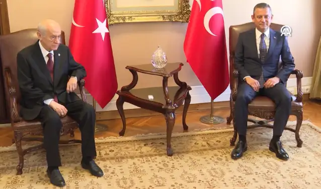 Özgür Özel, Devlet Bahçeli'yi ziyaret etti