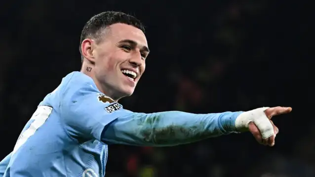 Premier Lig'de yılın futbolcusu Phil Foden oldu