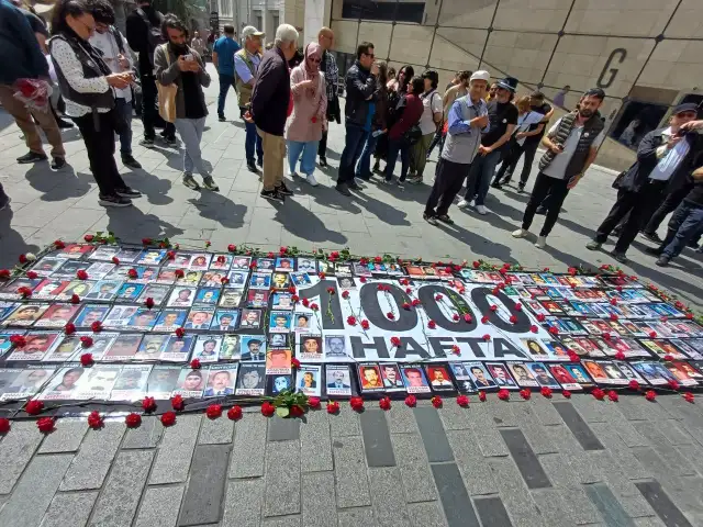 Cumartesi Anneleri'nin 1000. haftası | Galatasaray Meydanı’ndaki abluka kaldırıldı