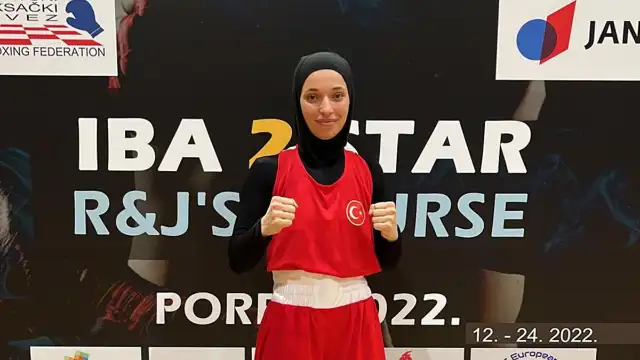 Milli boksör Rabia Topuz'u yılan ısırdı, yoğun bakıma alındı