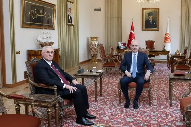 TBMM Başkanı Kurtulmuş, eski Yargıtay Başkanı Akarca'yı kabul etti