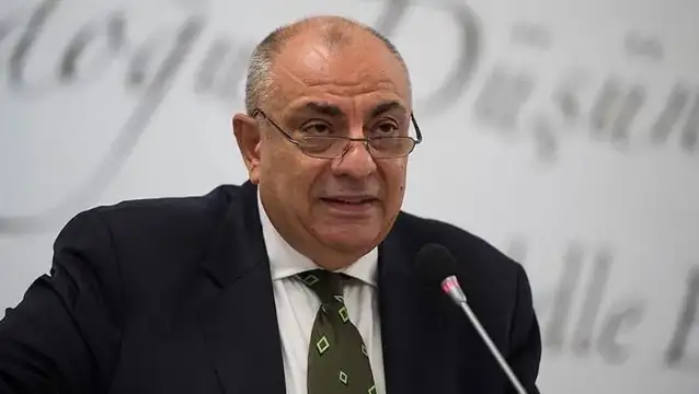 Gazeteci Hayko Bağdat:‘Tuğrul Türkeş, MHP’nin bürokrasideki tasfiyesinin işaret fişeğini mi yakıyor?’