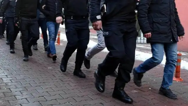 "Mercek-20" operasyonunda 225 ruhsatsız tabanca ele geçirildi