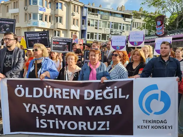Tekirdağ, katliama karşı yaşam hakkı için tek ses oldu