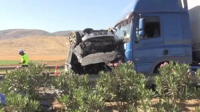 Adana-Antep (TAG) Otoyolu’nda yaşanan zincirleme trafik kazasında 3 kişi hayatını kaybetti