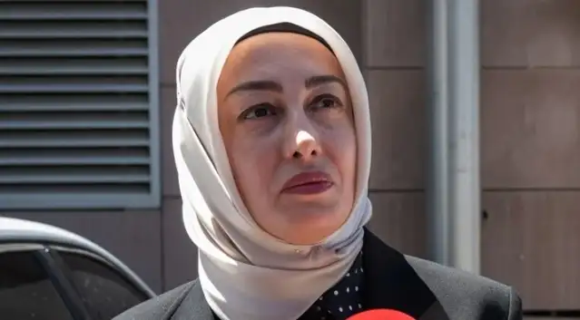 Ayşe Ateş: Topyekün sergilenen kumpas tiyatrosu