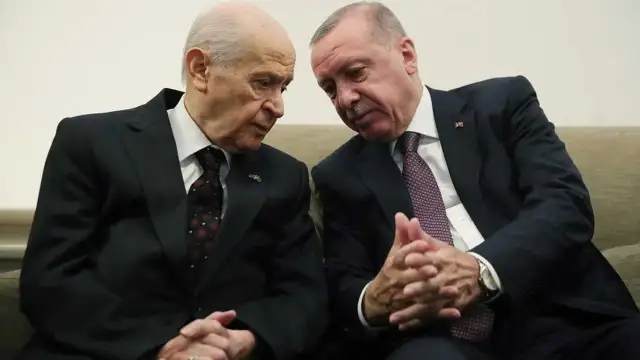 Bahçeli, bayram mesajında Erdoğan'la ters düştü!