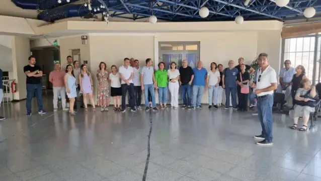 TÜM BEL-SEN üyeleri, Balçova Belediyesi'nde TİS eylemi başlattı