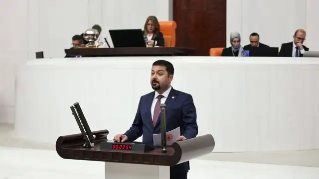 "CHP kimsenin kurtarıcısı değil, AKP için kılımız kıpırdamaz"