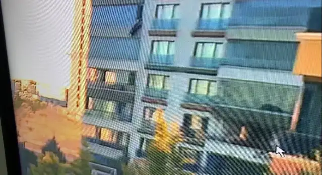 Ankara'da cam silerken 7. kattan düşen kadın öldü