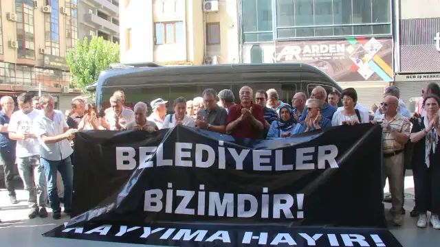 DEM Parti kayyıma karşı İstanbul ve İzmir’den Hakkari’ye yürüyüş başlattı