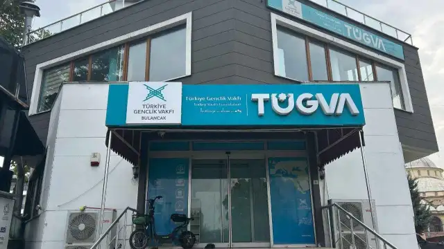 Eski TÜGVA başkanı 'din öğretmeni' açığa alındı!