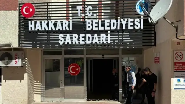 28 barodan 'kayyım' tepkisi: Seçmen iradesine saygı...
