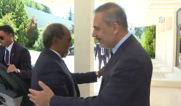 Kurye katilinin babası Mahmud ile Hakan Fidan'ın dikkat çeken samimiyeti