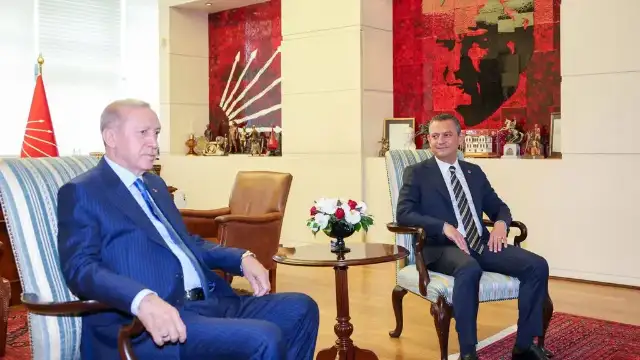 CHP lideri Özel'den Erdoğan'la görüşmesine ilişkin tek kelimelik yorum: "Olumluydu"