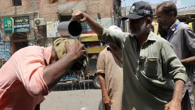 Pakistan’da aşırı sıcaklıklar can aldı: 6 günde 568 kişi hayatını kaybetti