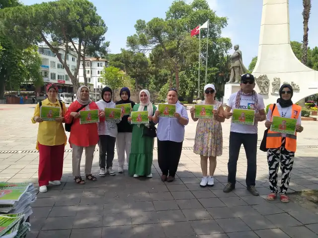 Sağlık bakanının istifasını istediler