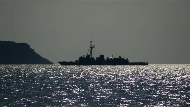 Çin, Doğu Çin Denizi'nde Japonya ile ihtilaflı adacıkların çevresinde devriye yaptı