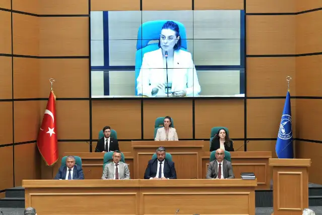 CHP’li Üsküdar Belediyesi, 30 taşınmazı iktidara yakın vakıflardan geri aldı: İşte ayrıntılar