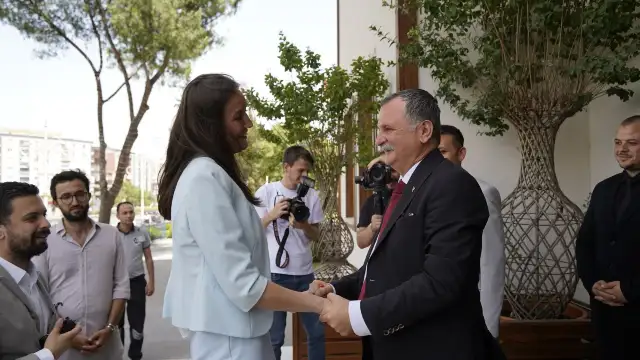 Semih Balaban Manisa’nın tek kadın belediye başkanı Gülşah Durbay’ı ağırladı