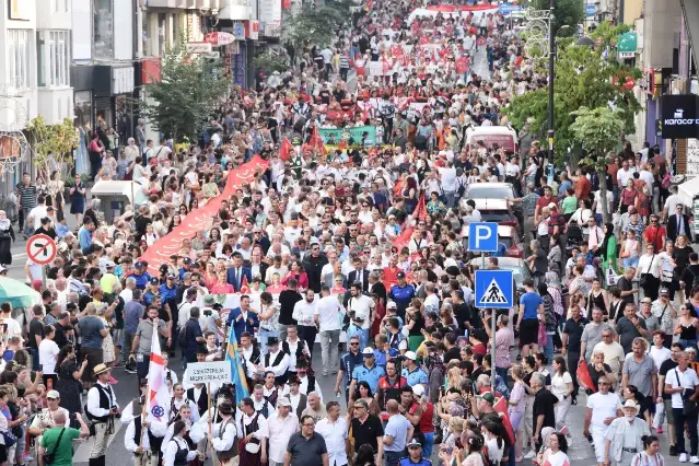 Festival ateşi yakıldı