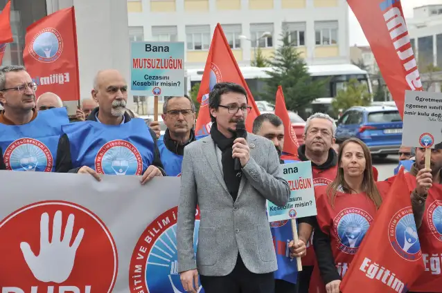 Eğitim İş: Türkiye yüzyılında eğitim 100 yıl geriledi