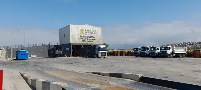 Balıkesir Büyükşehir Belediyesi'nden Kurban Bayramı'nda atık yönetiminde büyük başarı